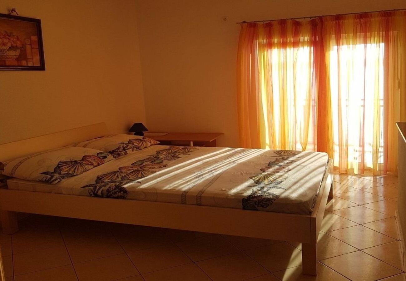 Apartments Domagoj - On The Beach Lukovo Sugarje Luaran gambar
