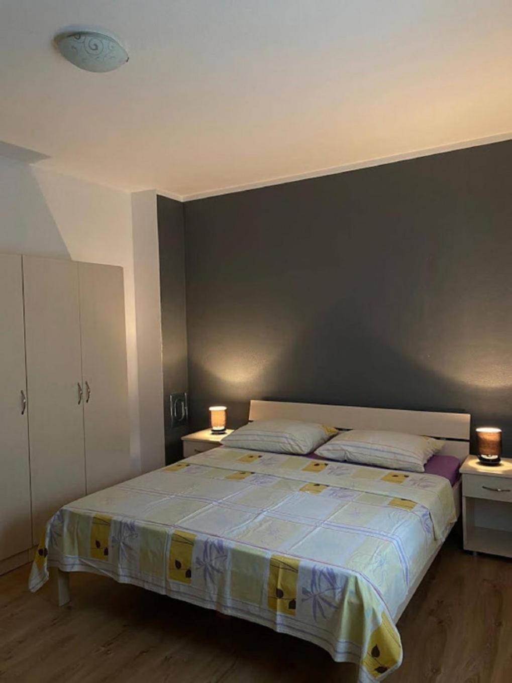 Apartments Domagoj - On The Beach Lukovo Sugarje Luaran gambar